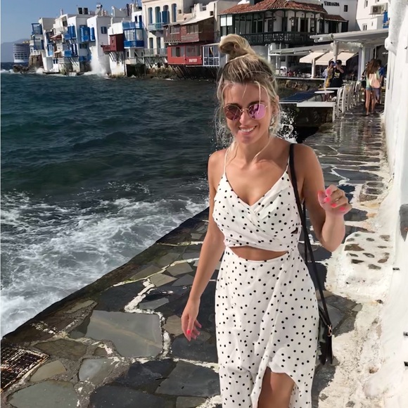 Beach dress with cutout and slit XS - Picture 2 of 2